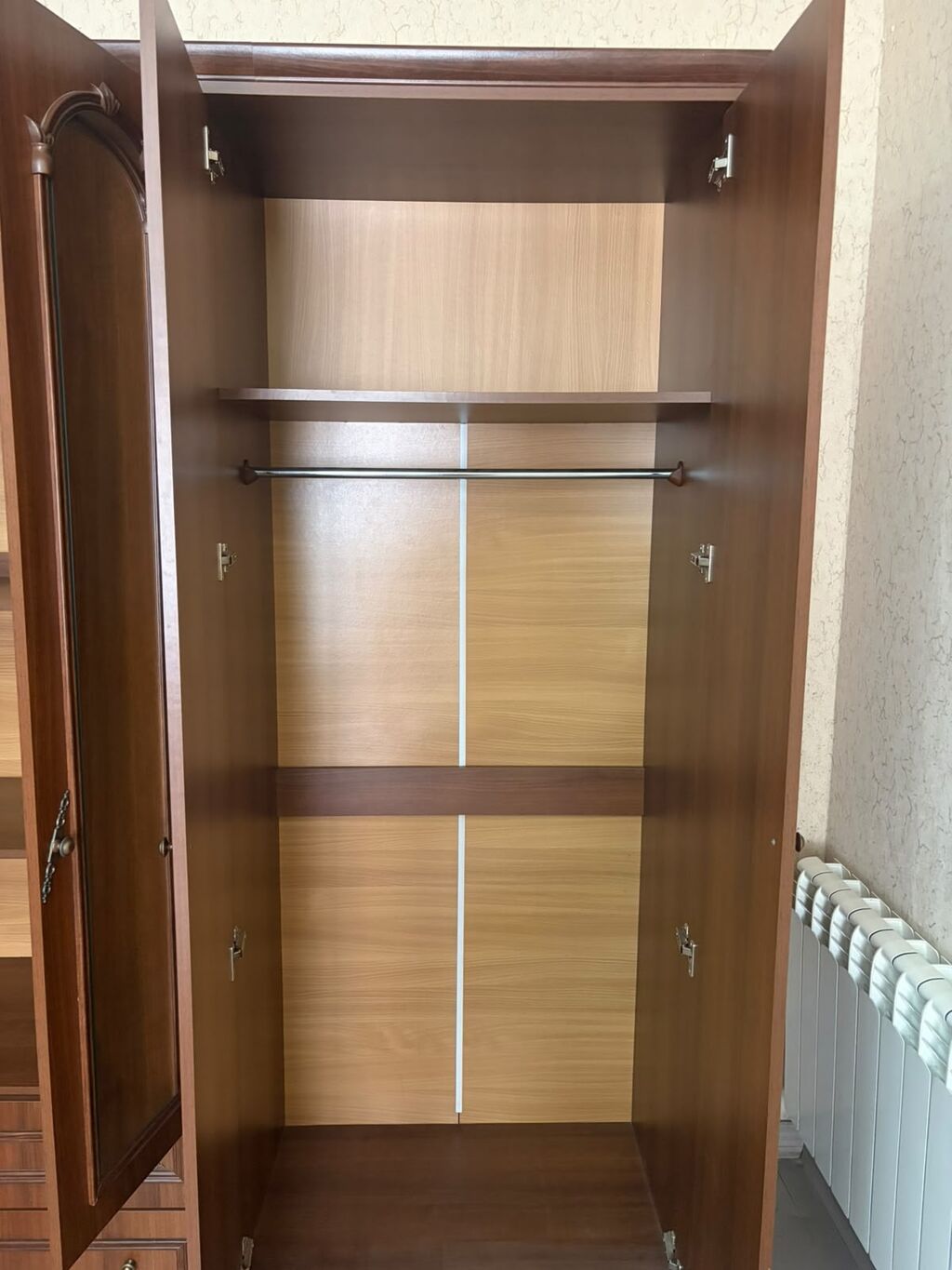 İşlənmiş, 6 qapı, Güzgülü, Qəhvəyi, Taxta, Açılan, Düz dolab — Şkaflar, Bakı (3)