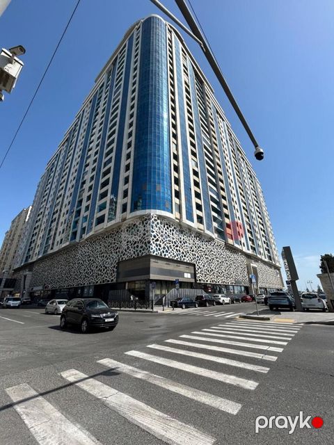 Satılır 3 otaqlı yeni tikili 210 m²