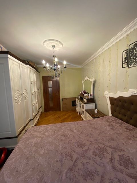 Satılır 3 otaqlı köhnə tikili 80 m² — Bakı