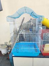 Quş qəfəsi - Material: metal çərçivə, plastik altlıq - Rəng: ağ metal — Heyvan malları
