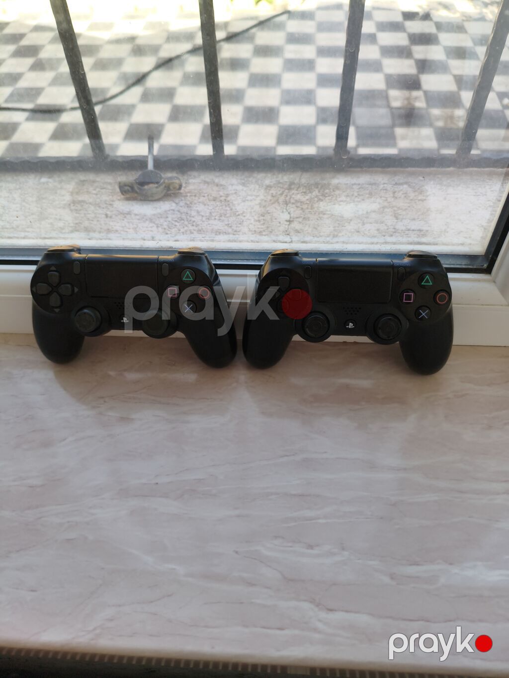 Ps4 Slim 1 Tb 2 Orginal pult Kabelleri zadı üstünde Endirim Yoxdu — Oyun konsolları, Sumqayıt (2)