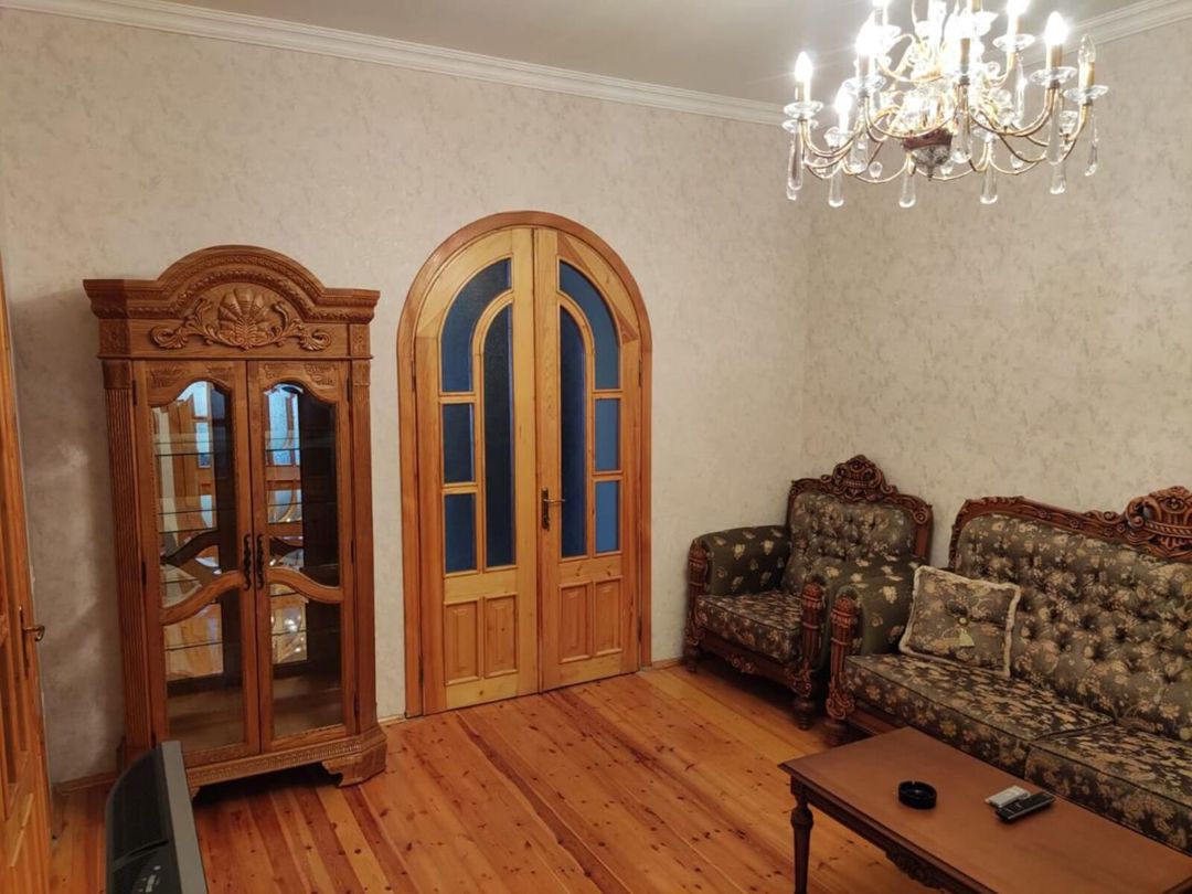 Satılır 2 otaqlı köhnə tikili 70 m² — Mənzil, Bakı (4)