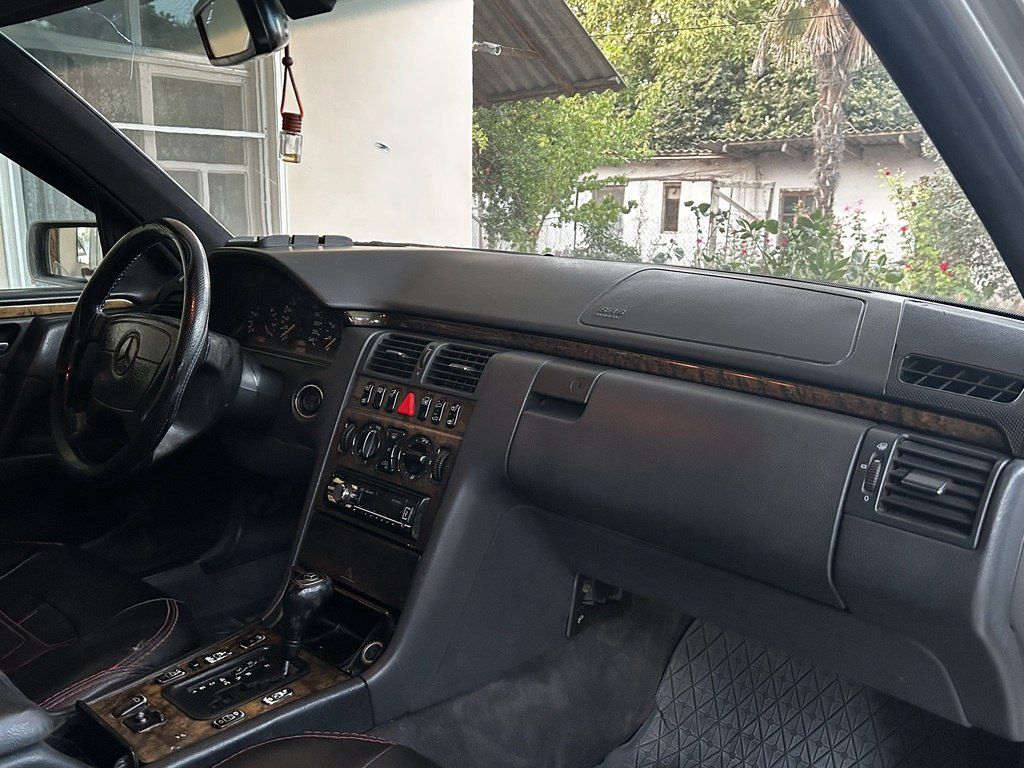 Mercedes E 230, 2.3 L, 1998 il, 543 260 km — Avtomobillər, Bərdə (6)