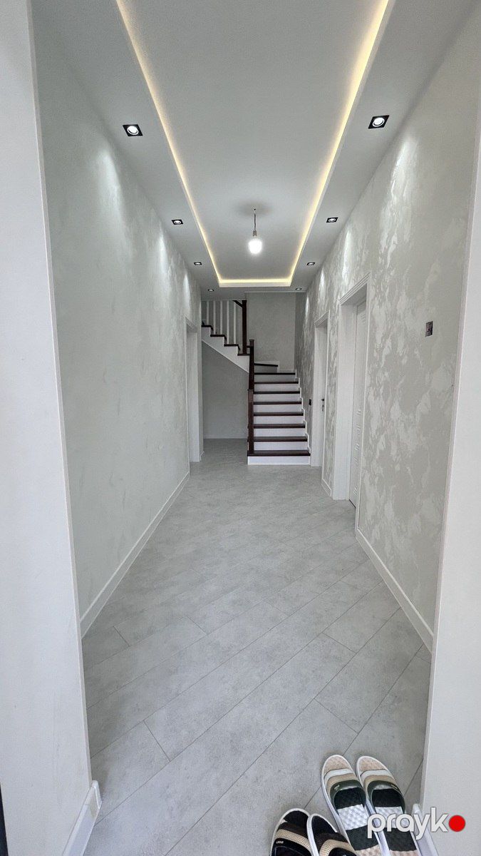 Satılır 5 otaqlı həyət evi/bağ evi 220 m² — Ev, villa, Bakı (8)