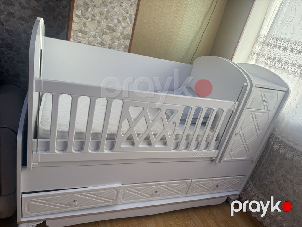 Ağ rəngli uşaq beşiyi – kombinə edilmiş model - Material: MDF/laminat — Bəşikləri, Bakı (3)