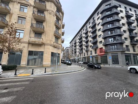 Satılır 4 otaqlı yeni tikili 180 m²