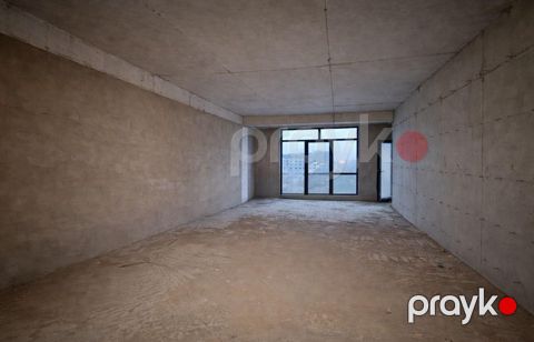 Satılır 4 otaqlı yeni tikili 175 m²