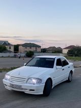 Mercedes C 200, 2.0 L, 1994 il, 420 000 km — Автомобили