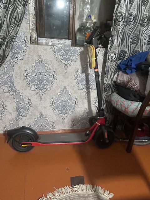 İşlənmiş Elektrik samokat 6", 250 Vt, 16 - 25 km/s, Ünvandan götürmə, Ödənişli çatdırılma — Bakı