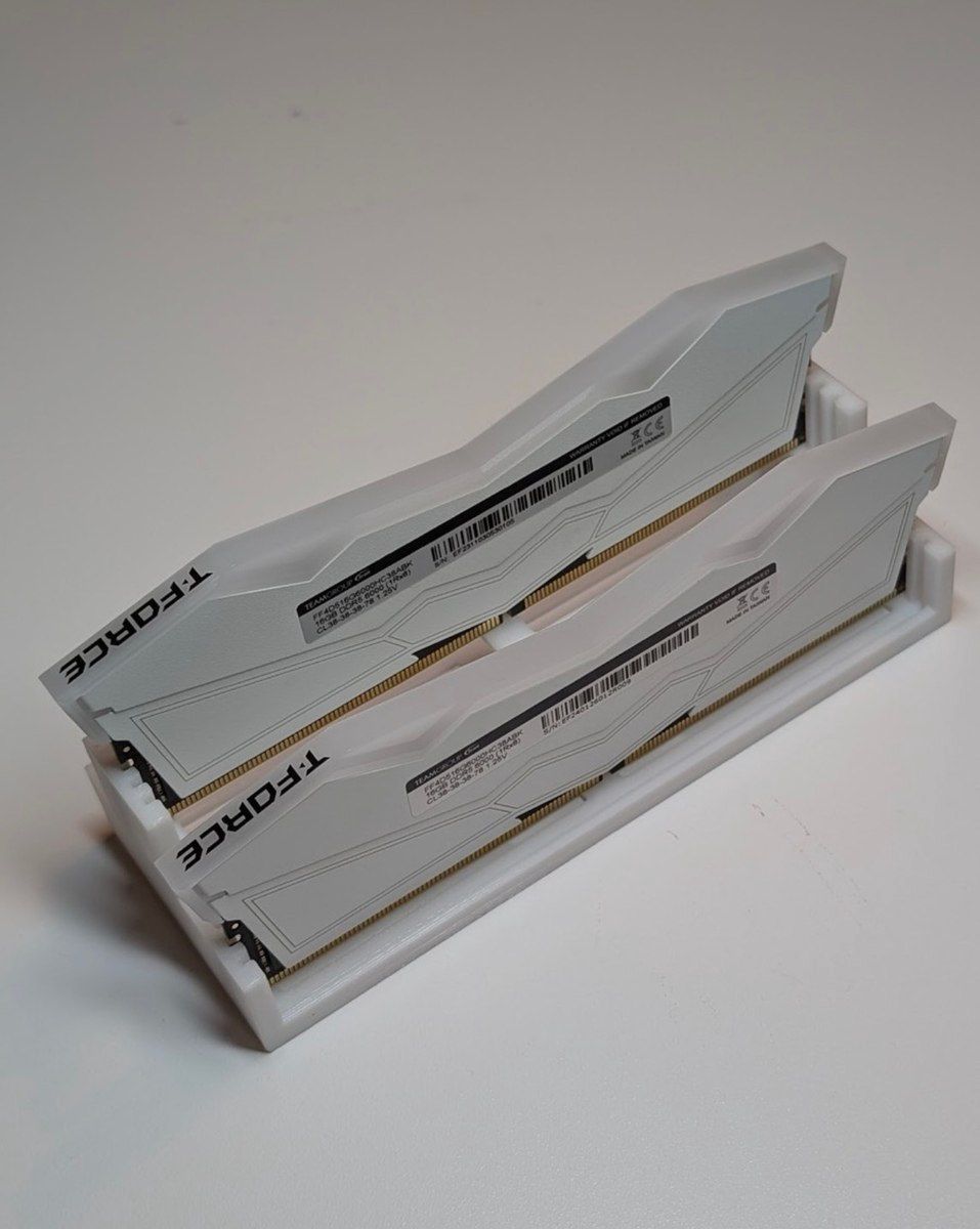 RAM T-Force Delta RGB DDR5 32GB (2x16GB) 6000MHz CL38 — Kompüterlər və noutbuklar, Bakı (2)