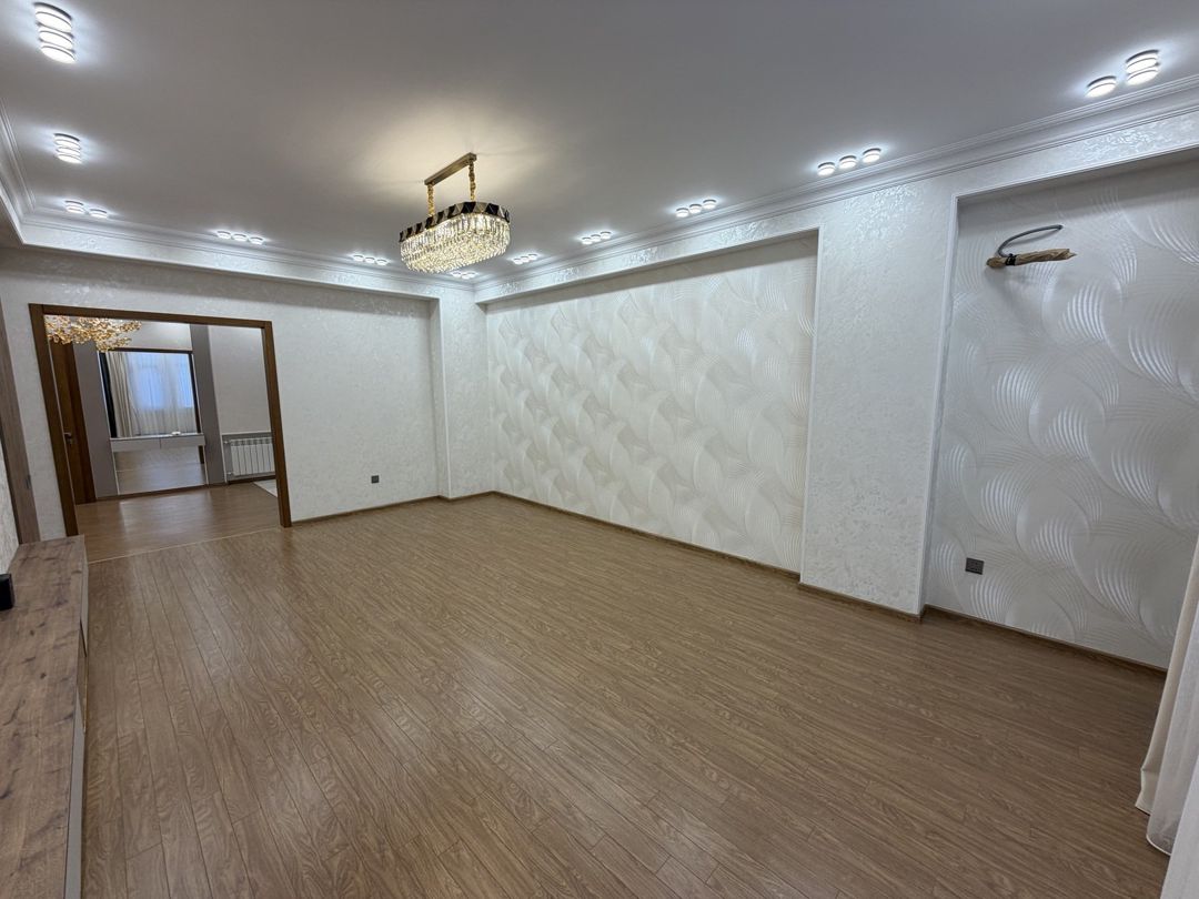 Satılır 3 otaqlı yeni tikili 135 m² — Mənzil, Bakı (5)
