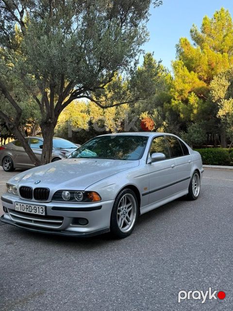 BMW 535, 3.5 L, 2000 il, 416 000 km
