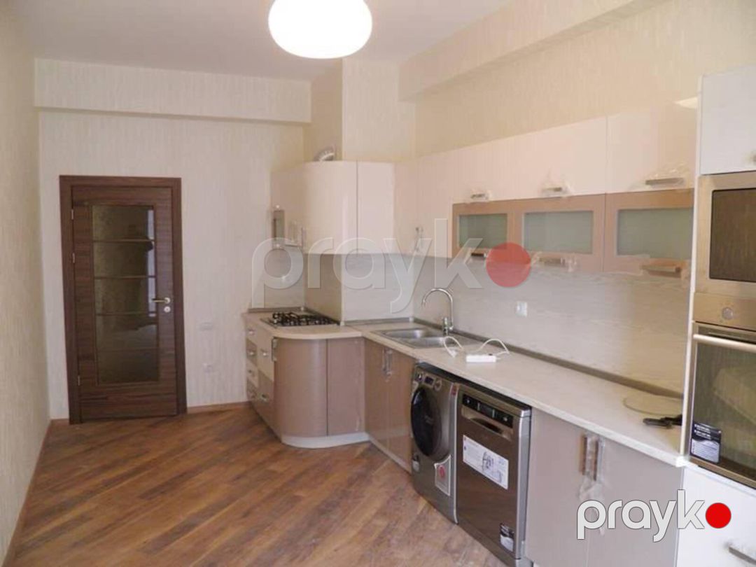 Satılır 4 otaqlı yeni tikili 180 m² — Mənzil, Bakı (8)