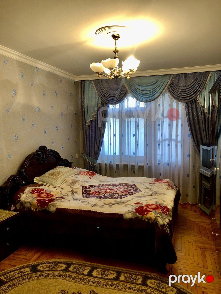 Satılır 5 otaqlı köhnə tikili 120 m² — Mənzil, Bakı (8)