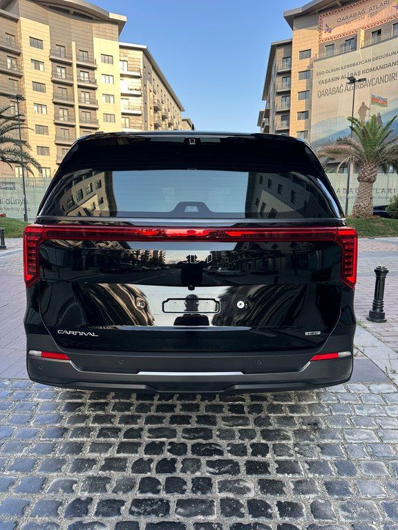 Kia Carnival, 1.6 L, 1.49 kWh, 2024 il, 15 800 km — Avtomobillər, Bakı (2)