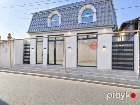 Satılır obyekt 100 m² — Bakı