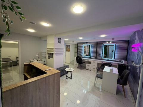 Satılır obyekt 75 m² — Bakı
