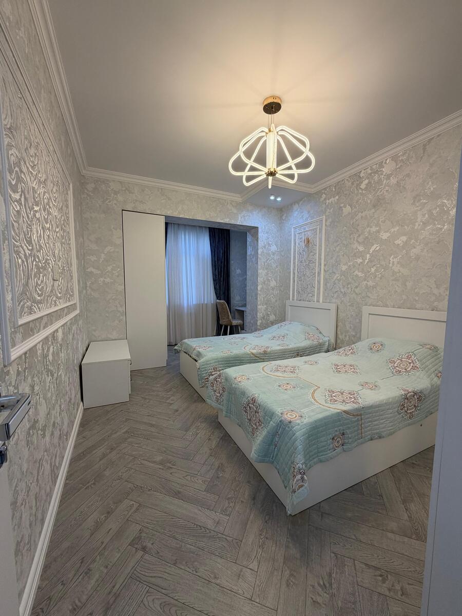 Satılır 5 otaqlı köhnə tikili 130 m² — Mənzil, Bakı (6)