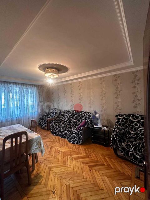 İcarəyə verilir 2 otaqlı köhnə tikili 70 m² — Bakı