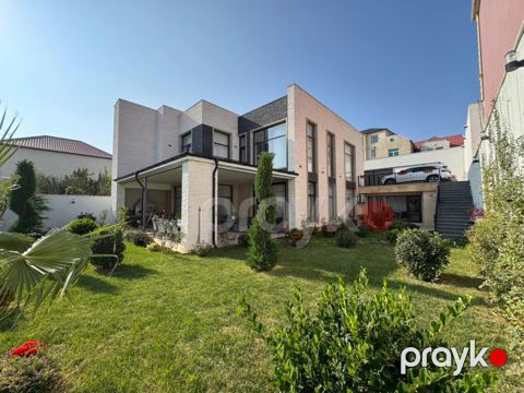Satılır 6 otaqlı həyət evi/bağ evi 400 m²