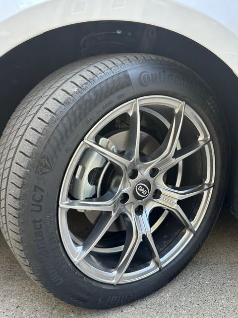 Vossen təkəri R18 — Bakı