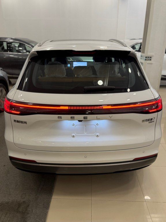Geely Galaxy Starship 7, 1.5 L, 19.09 kWh, 2026 il, yeni — Avtomobillər, Bakı (7)