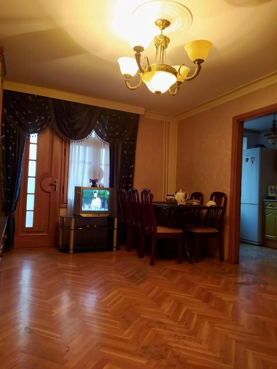 İcarəyə verilir 2 otaqlı köhnə tikili 59 m² — Mənzil, Bakı (5)