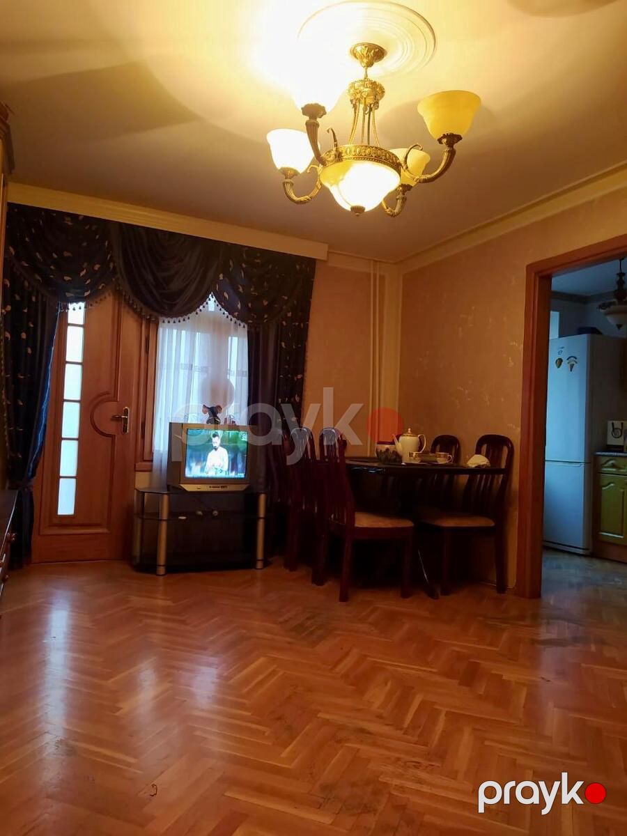 İcarəyə verilir 2 otaqlı köhnə tikili 59 m² — Mənzil, Bakı (5)