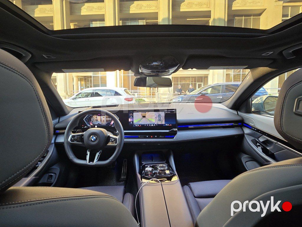 BMW 530, 2.0 L, 2025 il, 11 000 km — Avtomobillər, Bakı (4)