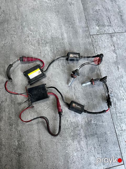 Ksenon lampa