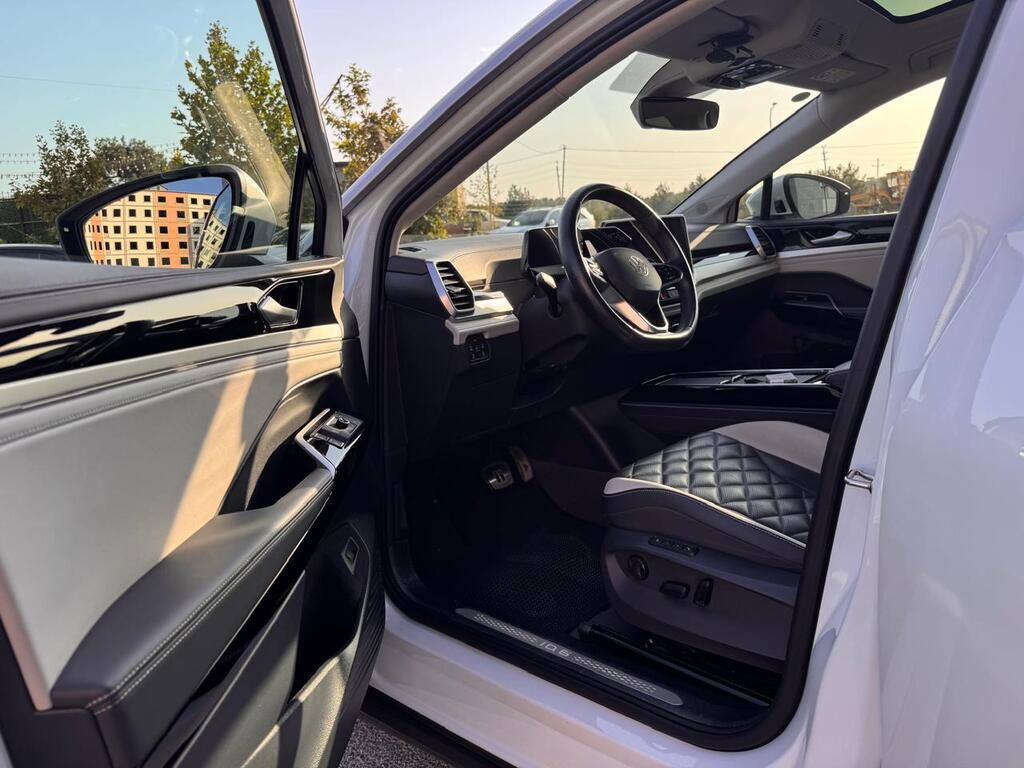 Volkswagen ID.6 Crozz, 84.8 kWh, 2023 il, 29 000 km — Avtomobillər, Bakı (3)