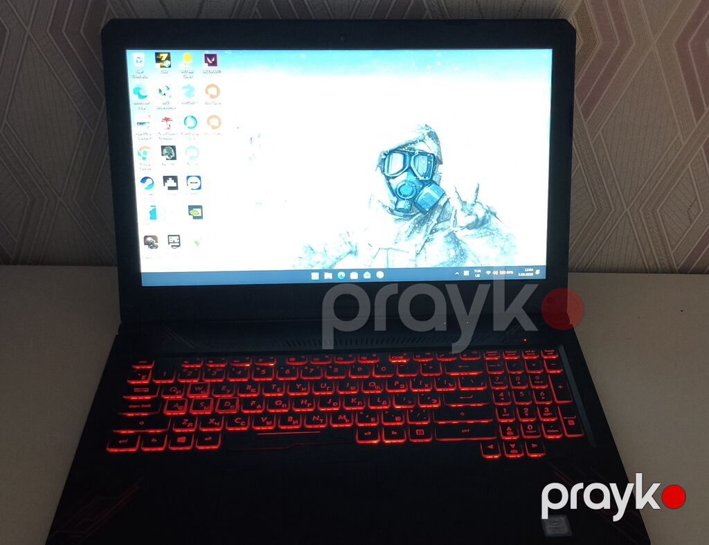 ASUS TUF Gaming FX504GD oyun noutbuku sadece plasmasinda biraz cat — Asus, Bakı