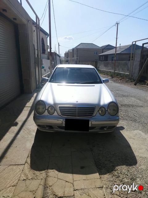 Mercedes E 270, 2.7 L, 2000 il, 627 246 km — Bakı