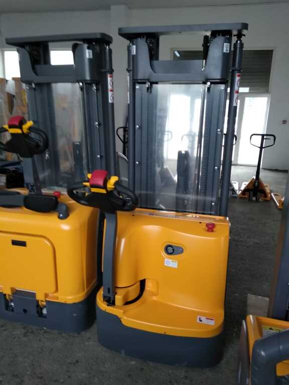 Elektrikli çəngəlli yükləyici — Biznes və avadanlıq, Bakı (8)