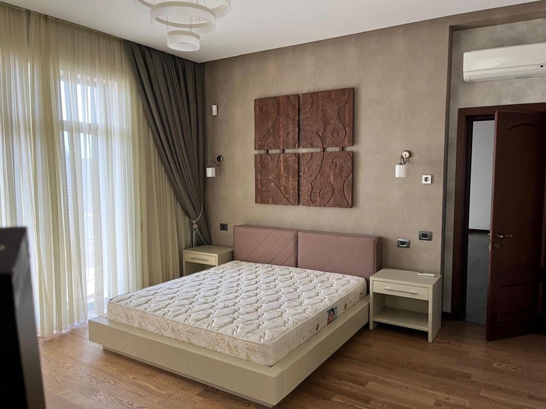 İcarəyə verilir 8 otaqlı həyət evi/bağ evi 800 m² — Ev, villa, Bakı (11)