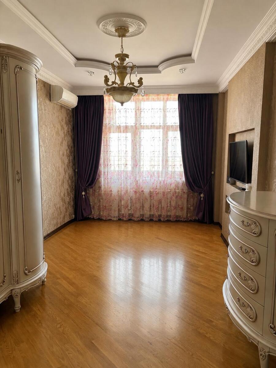 Satılır 4 otaqlı yeni tikili 180 m² — Mənzil, Bakı (7)