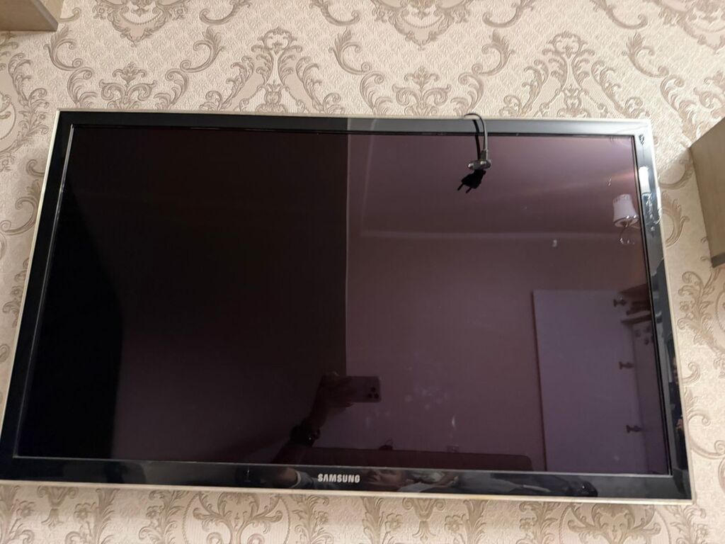 İşlənmiş Samsung LED televizor satılır. Özünün pultu var. Heç bir — Televizorlar, Bakı