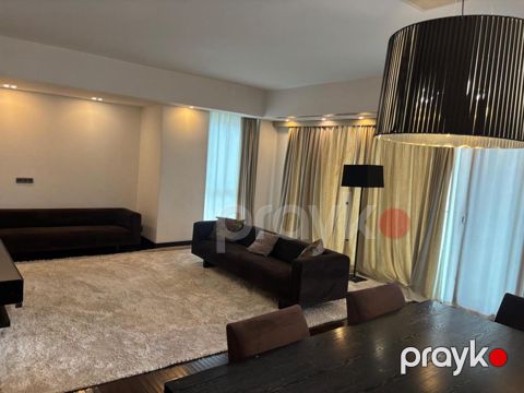 İcarəyə verilir 5 otaqlı yeni tikili 190 m²