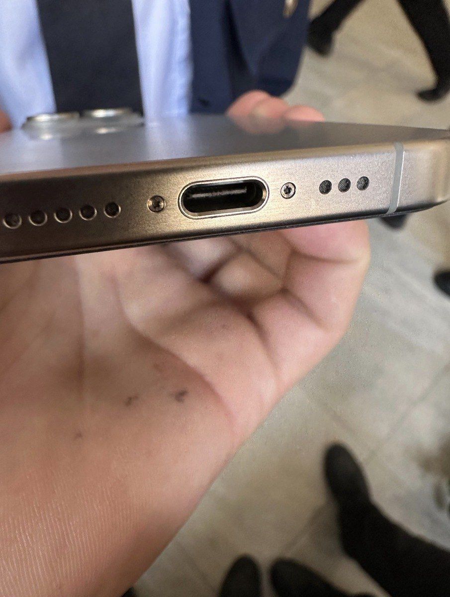 Apple iPhone 15 Pro Natural Titanium 256GB/8GB — Smartfonlar, Bakı (4)