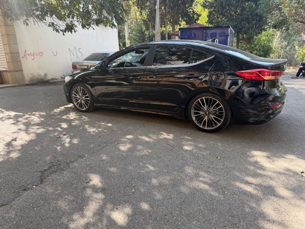 Hyundai Elantra, 1.6 L, 2017 il, 143 232 km — Avtomobillər, Bakı (8)