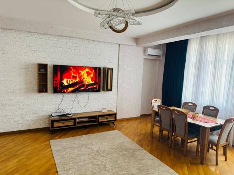 Satılır 3 otaqlı yeni tikili 115 m² — Bakı