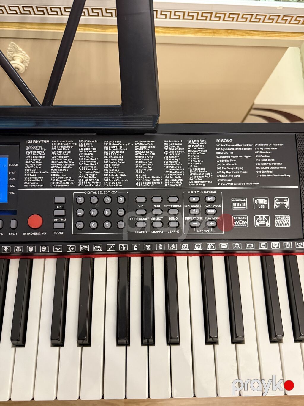 Sintezator, İşlənmiş, Ünvandan götürmə — Pianino və digər klaviş alətləri, Bakı (5)