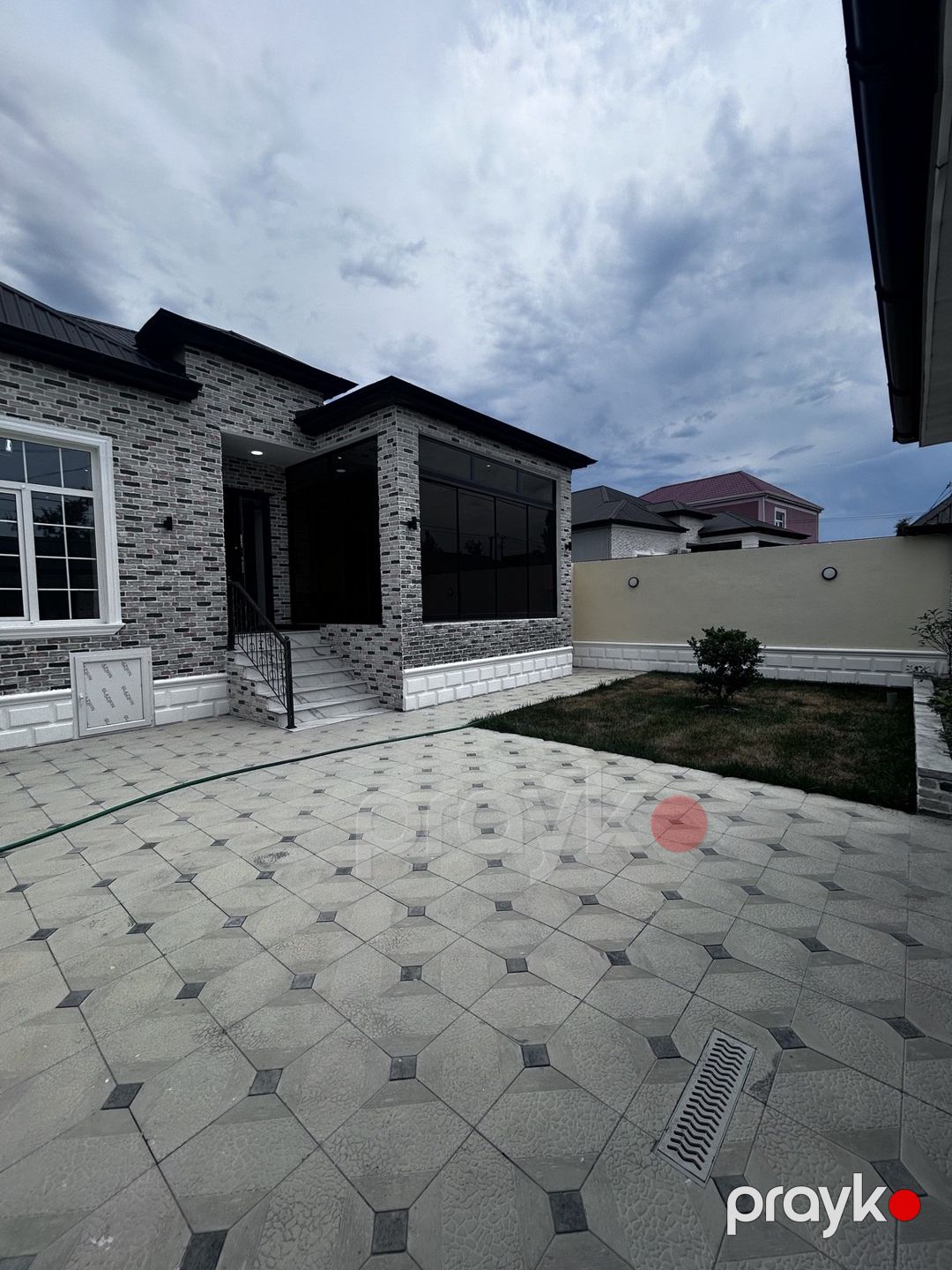 Satılır 4 otaqlı həyət evi/bağ evi 150 m² — Ev, villa, Bakı (2)