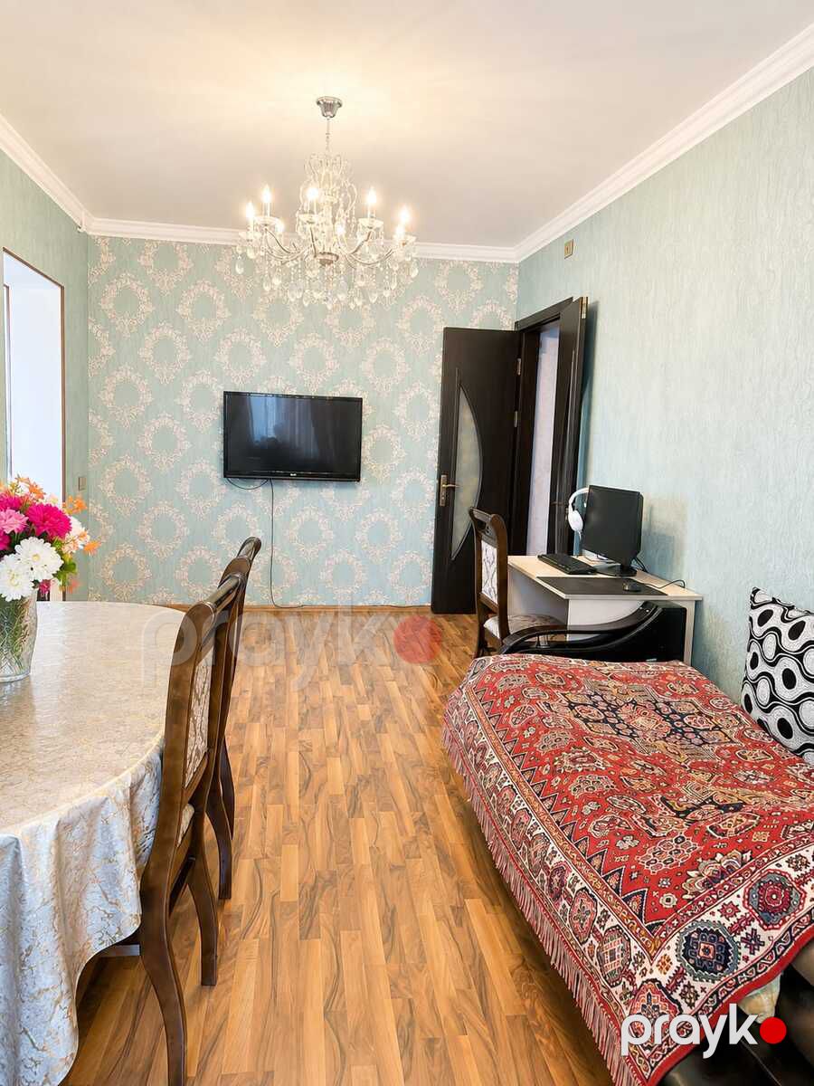 Satılır 2 otaqlı köhnə tikili 68 m² — Mənzil, Bakı (2)
