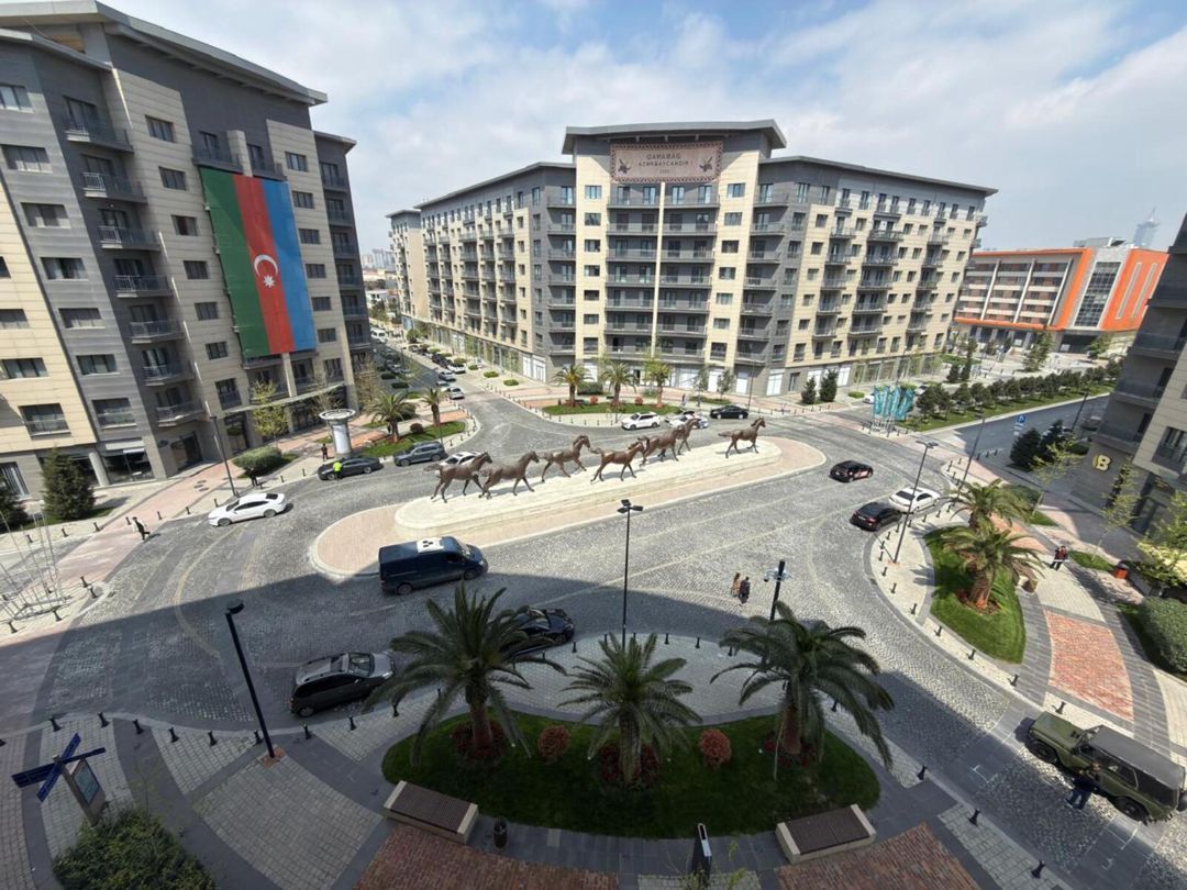 Satılır 5 otaqlı yeni tikili 253.7 m² — Mənzil, Bakı (4)