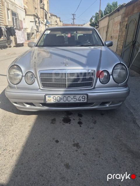 Mercedes E 220, 2.2 L, 1998 il, 227 000 km