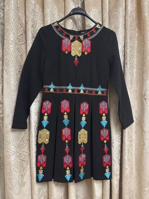 Qara rəngli nakışlı Dolce Gabbana don - Rəng: dərin qara - Üst hissə — Ceyranbatan