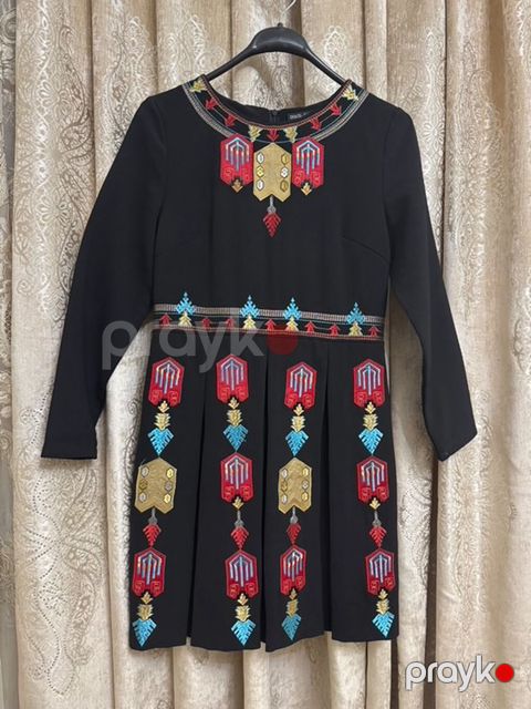 Qara rəngli nakışlı Dolce Gabbana don - Rəng: dərin qara - Üst hissə — Ceyranbatan