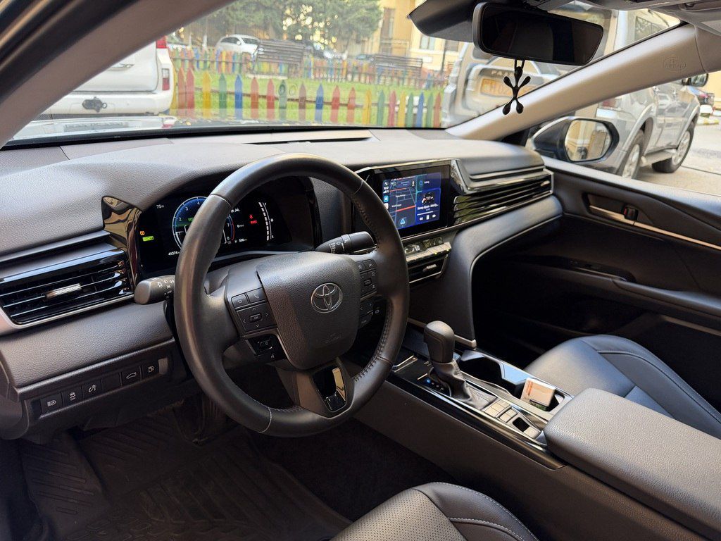 Toyota Camry, 2.5 L, 1.016 kWh, 2024 il, 41 500 km — Avtomobillər, Bakı (9)