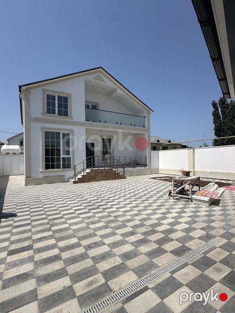 Satılır 4 otaqlı həyət evi/bağ evi 200 m²